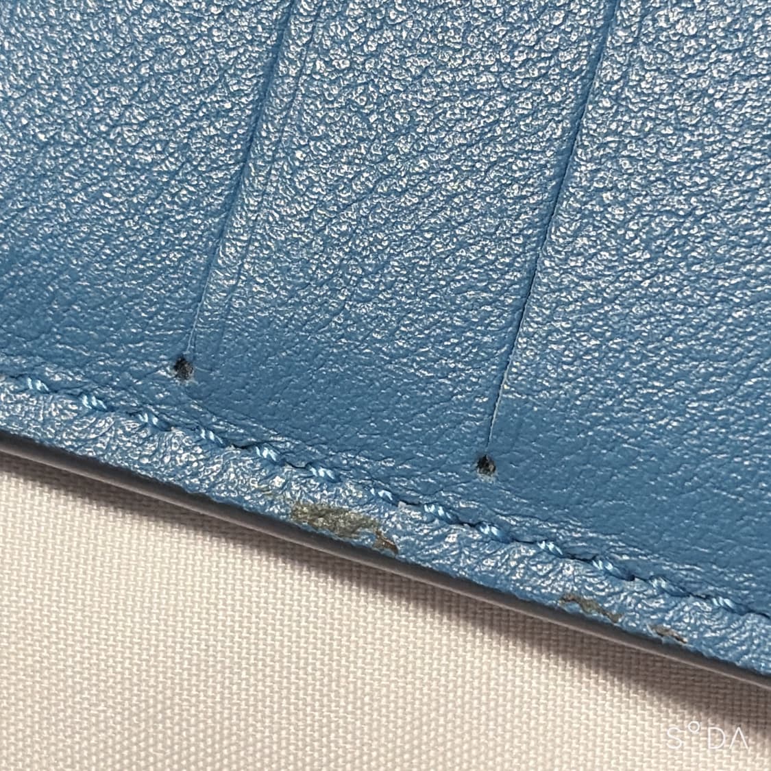 발렌티노 블랙 장지갑 상품이미지8