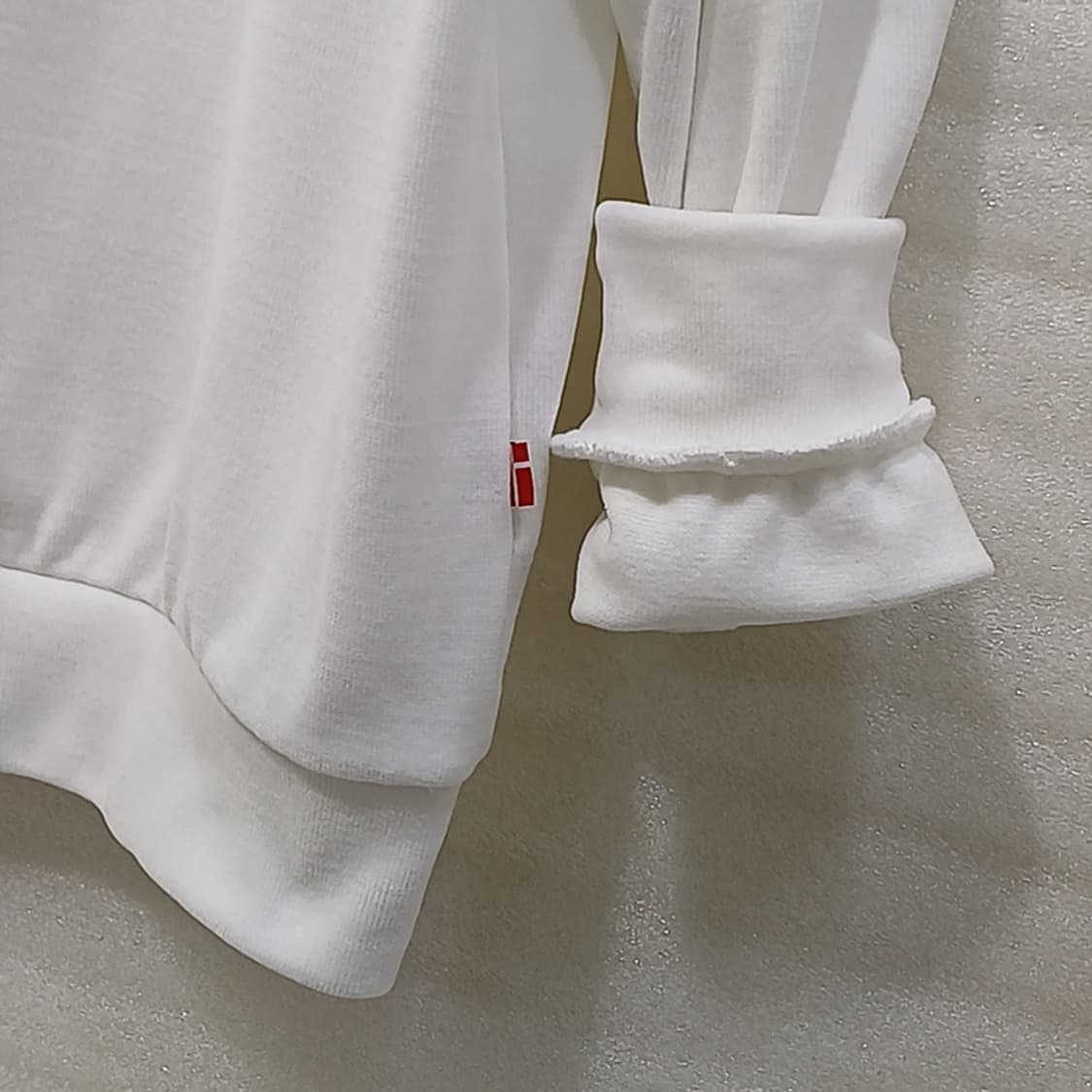 노르디스크 벨벳 기모 맨투맨 라운드 티 여성 XS 도톰 흰색 사랑봉봉 상품이미지5