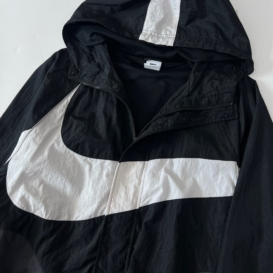 나이키 빅로고 바람막이 상품이미지2