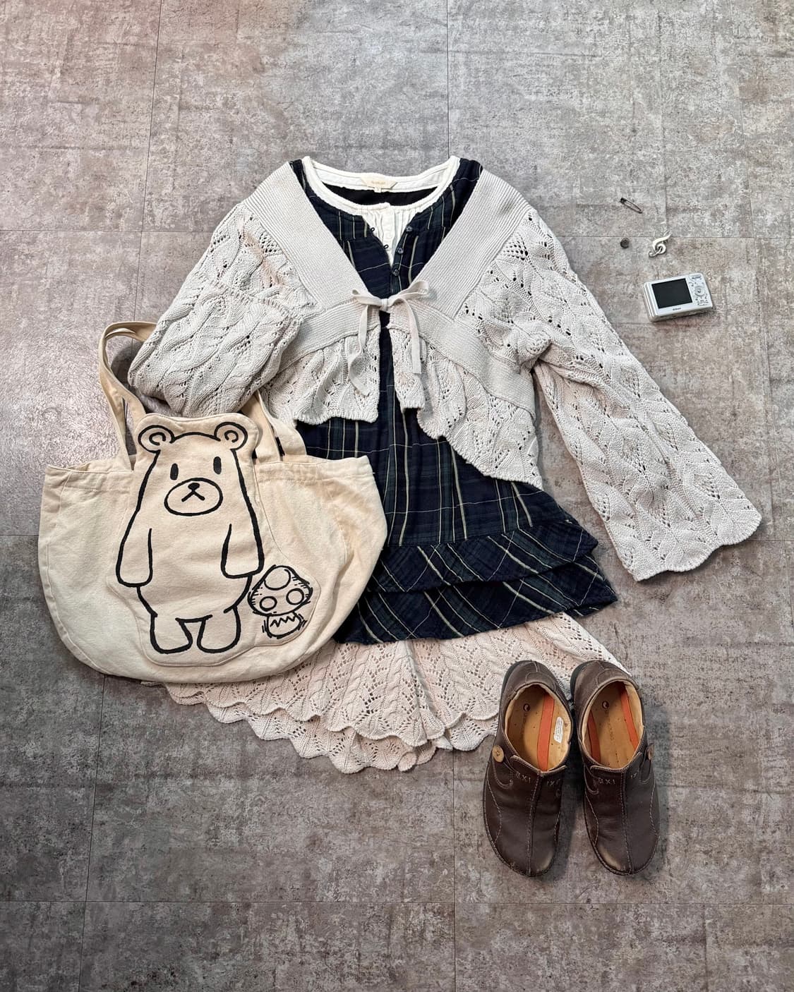 머쉬룸 쿠마 캔버스 숄더백 상품이미지5