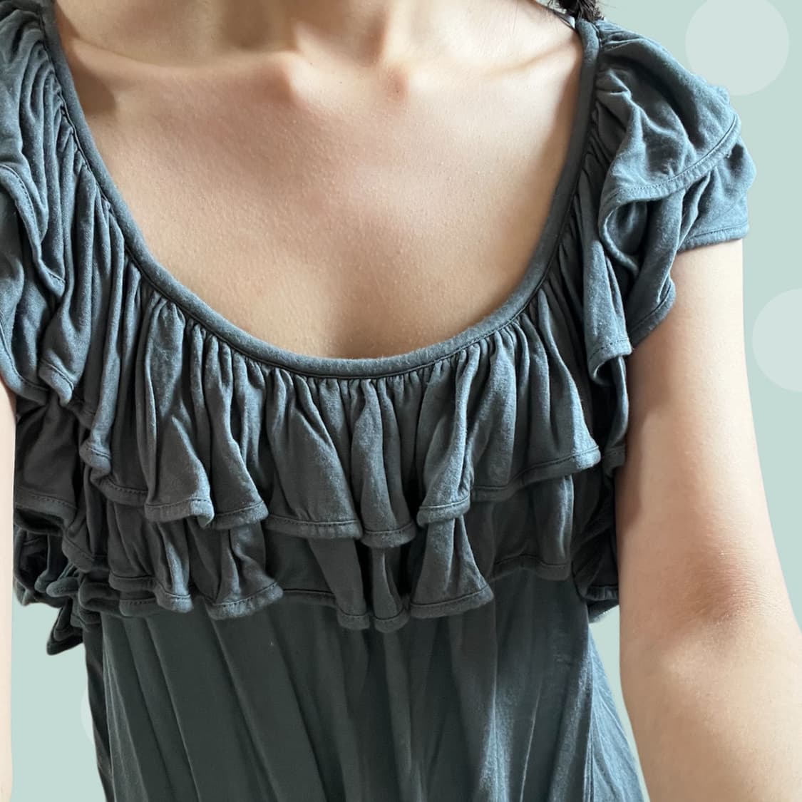 유니클로x더블스탠다드 져지 소재 차콜 블라우스 상품이미지3