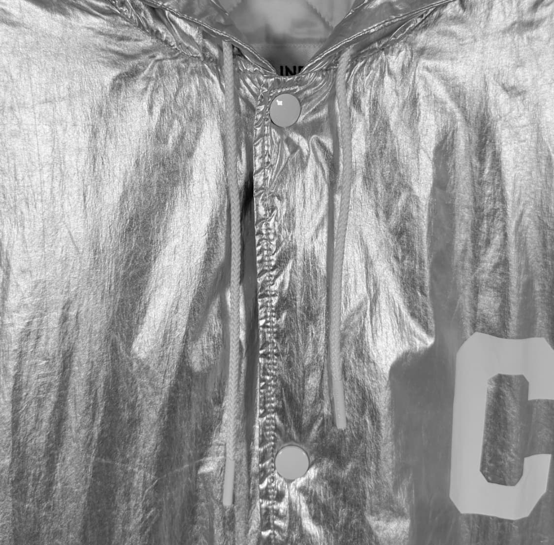 [34] 셀린느 여성 나일론 크롭 스케이터 후드 집업 봄버 자켓 실버 상품이미지3