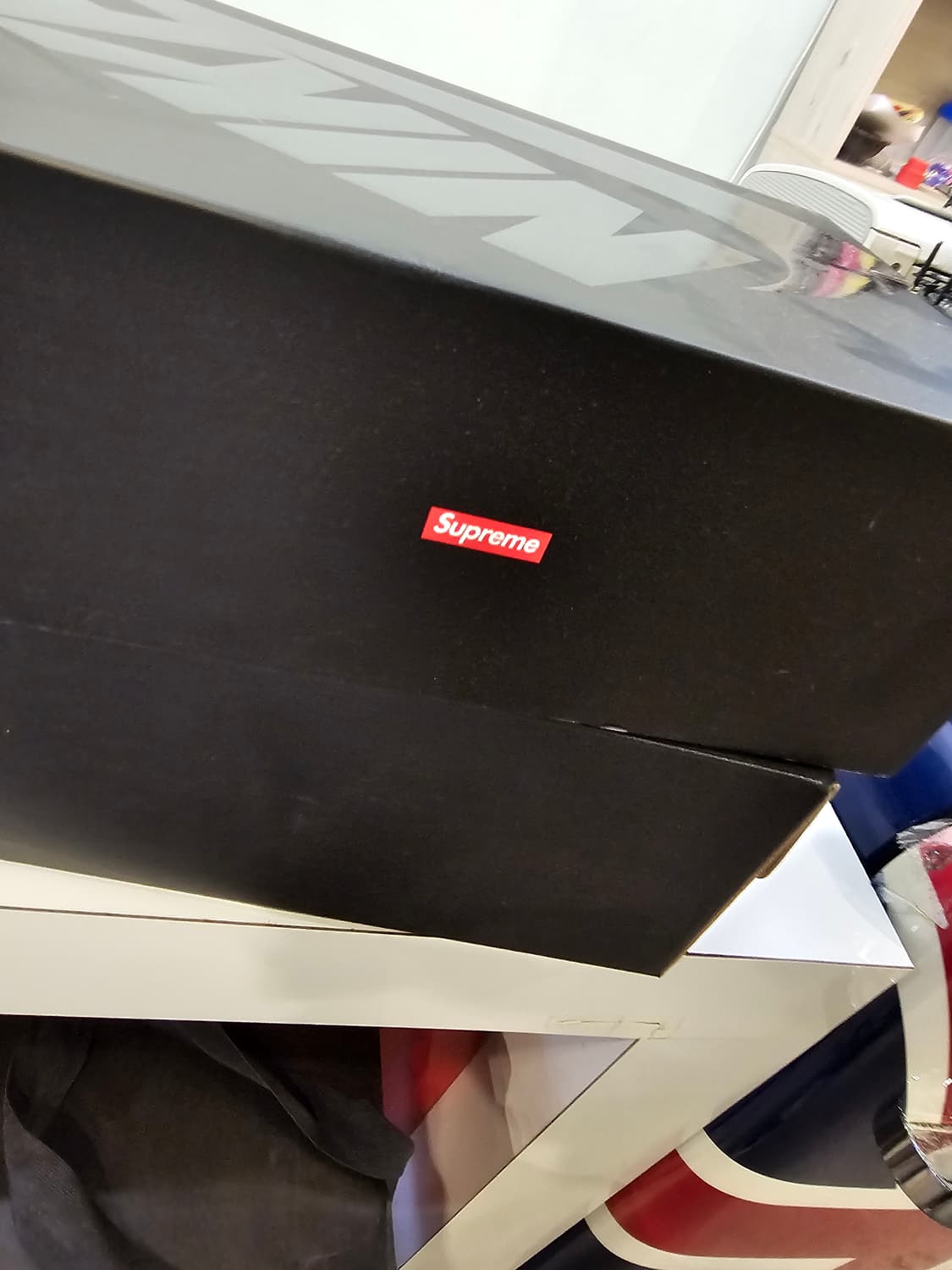 나이키 슈프림 업템포 260 상품이미지4