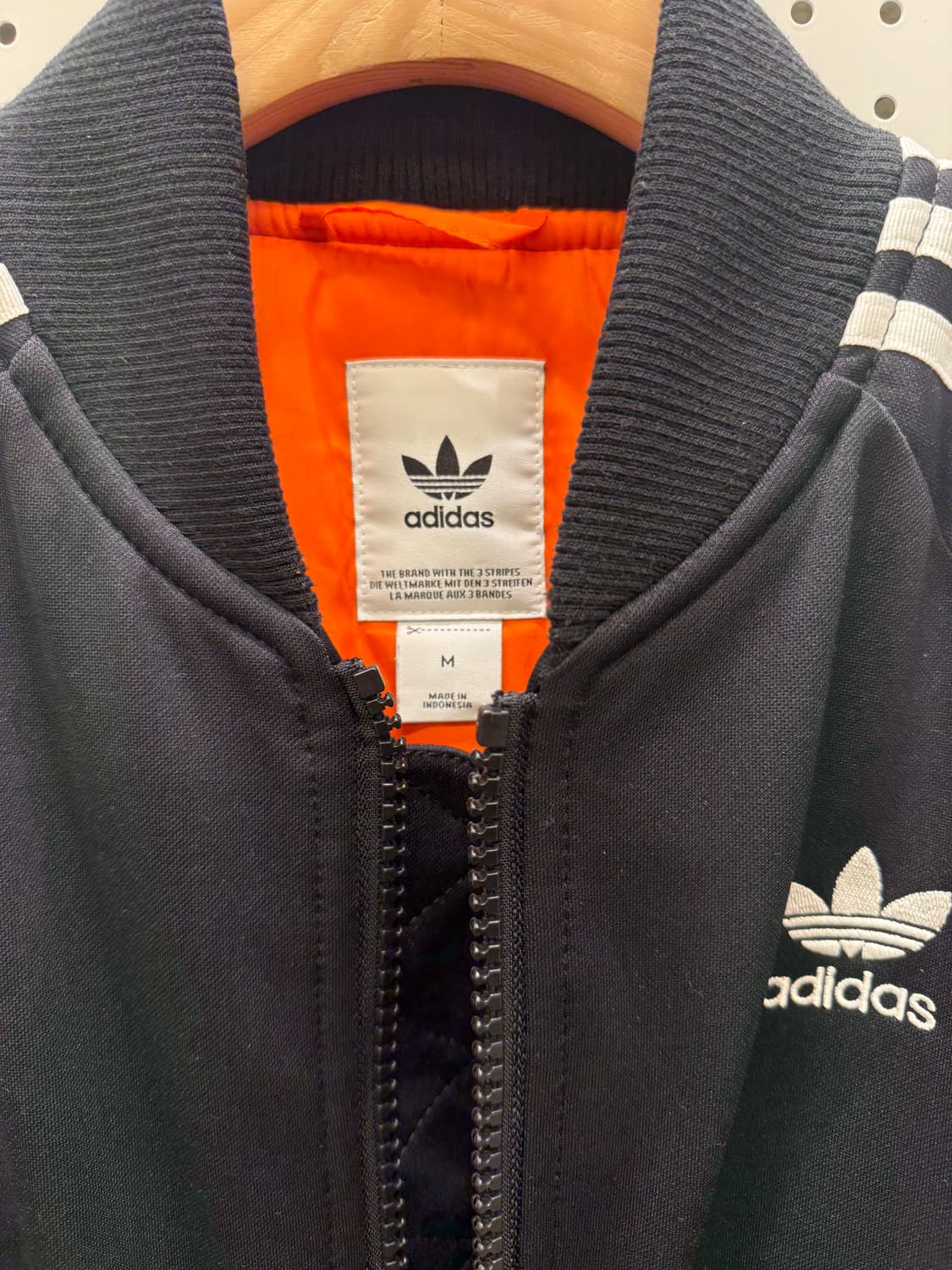 아디다스 트레포일 MA-1 트랙 봄버 점퍼 자켓 U301 상품이미지4