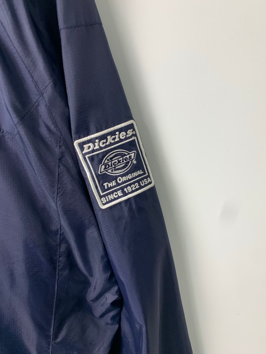 디키즈 자수로고 네이비 나일론 바람막이 상품이미지5