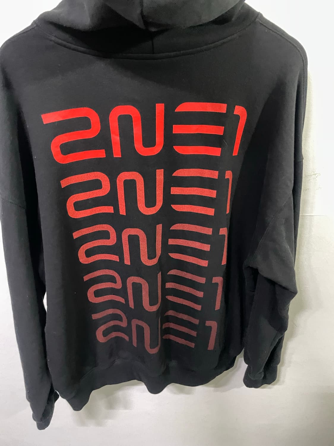 2NE1 블랙 후드티 XL 한정판 상품이미지8