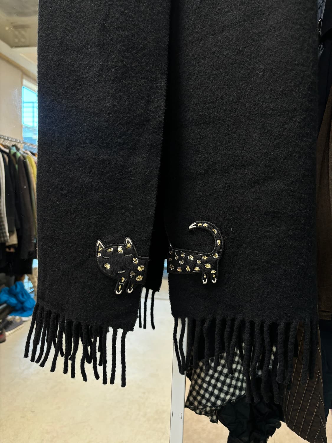 츠모리 치사토 고양이 머플러 상품이미지2