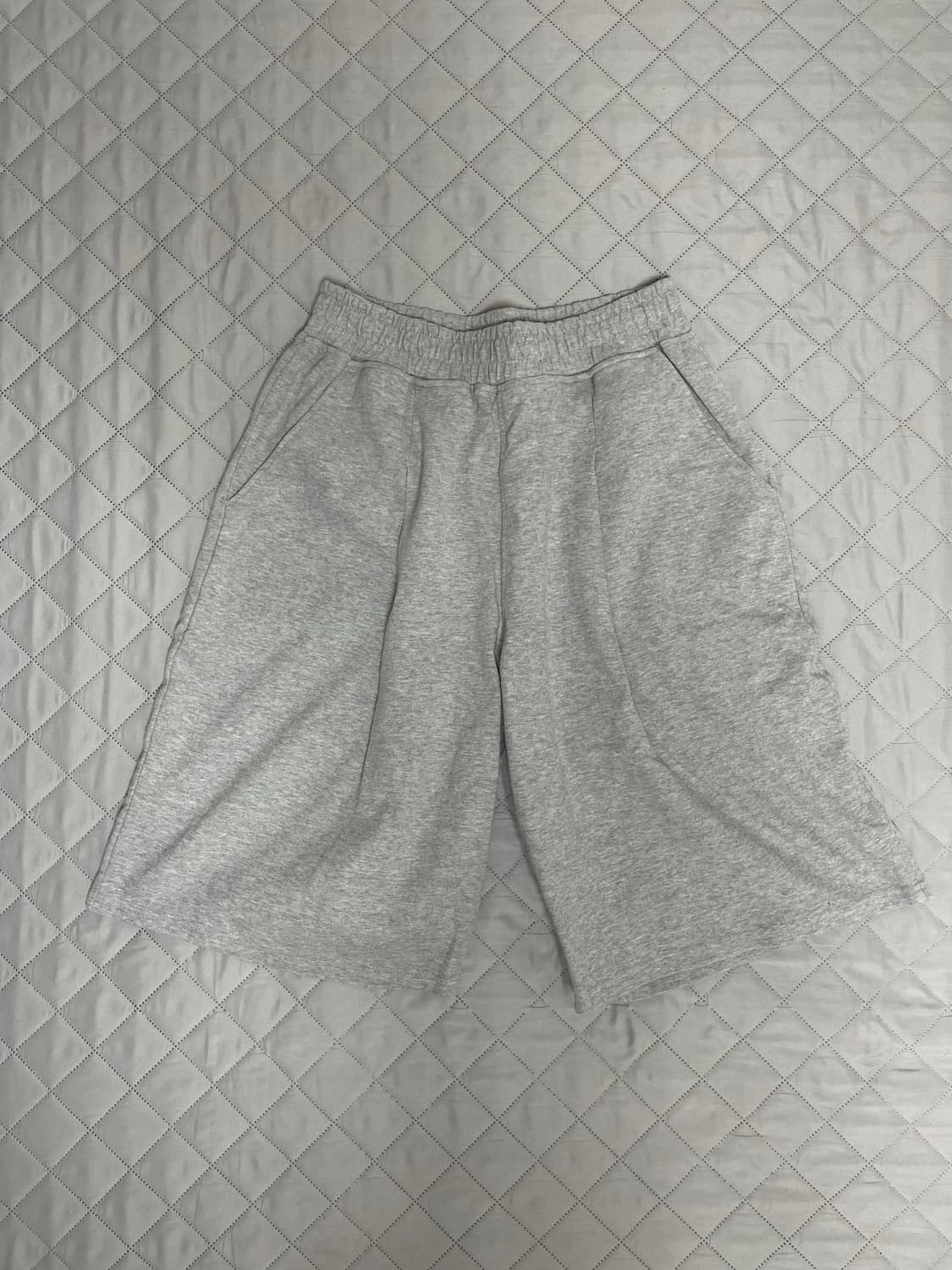 제로 원턱 스웨트 쇼츠 그레이 상품이미지1