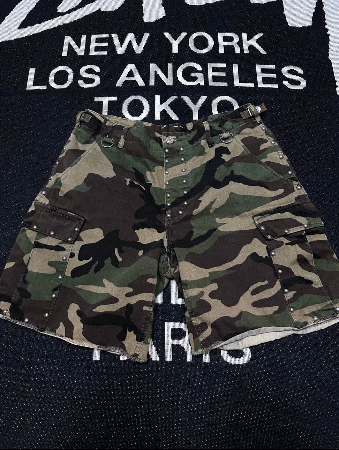 16ss 생로랑 by Hedi Slimane 카모 카고 숏팬츠 상품이미지2