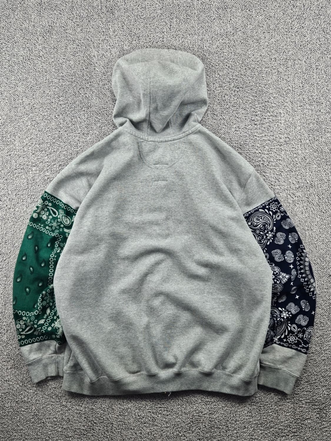 칼하트 페이즐리 반다나 커스텀 스웻 후드 집업 ( XL ) / 11487 상품이미지5