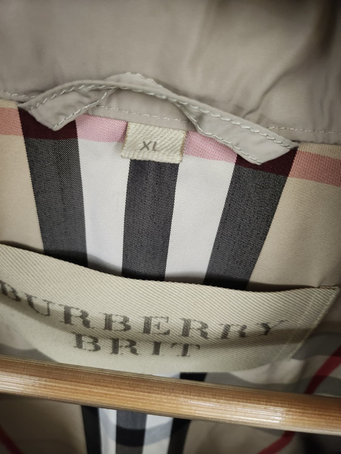 버버리 사파리  하프 패딩 상품이미지8