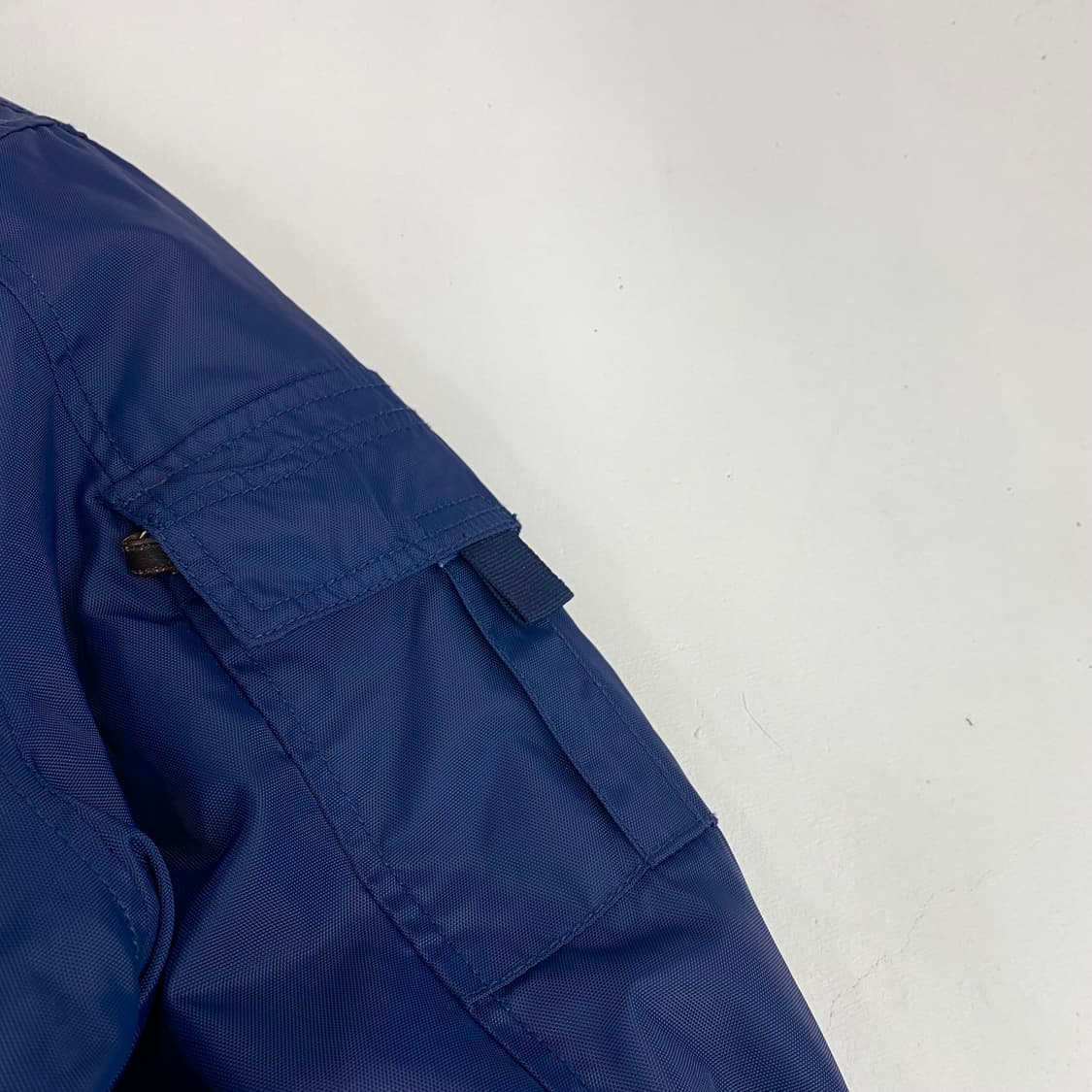 트루릴리전 쿼드 포켓 유틸리티 테크 다운 패딩 (105) 상품이미지7