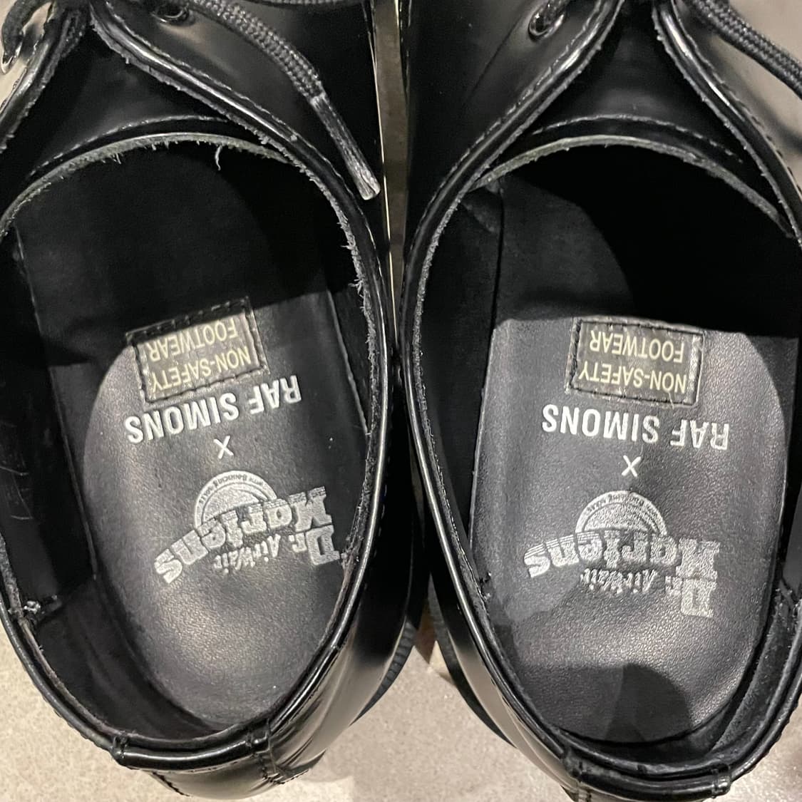 라프시몬스 닥터마틴 스틸토 상품이미지4