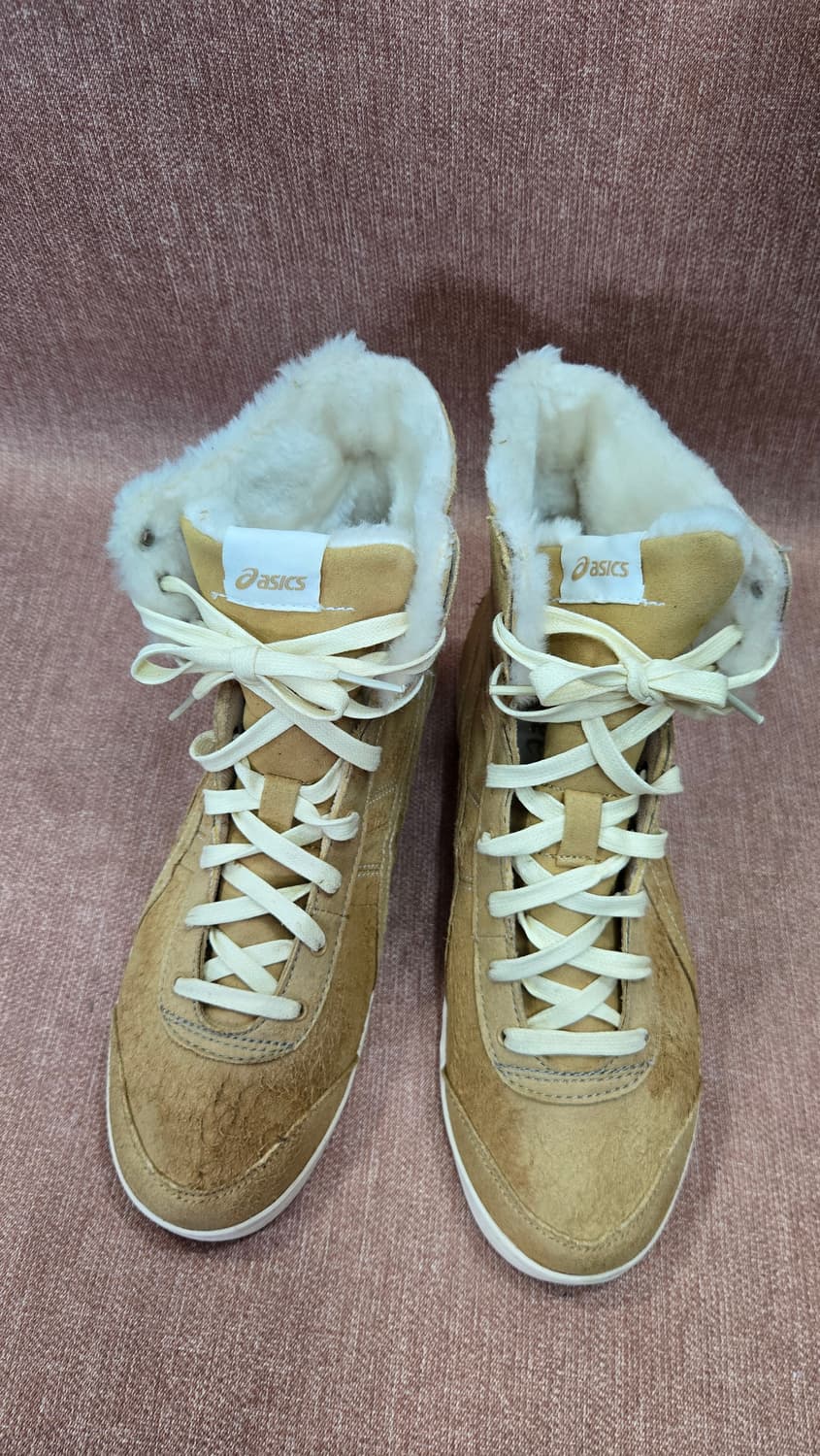 아식스250mm- 스웨이드  겨울용 하이탑 스니커즈 상품이미지1