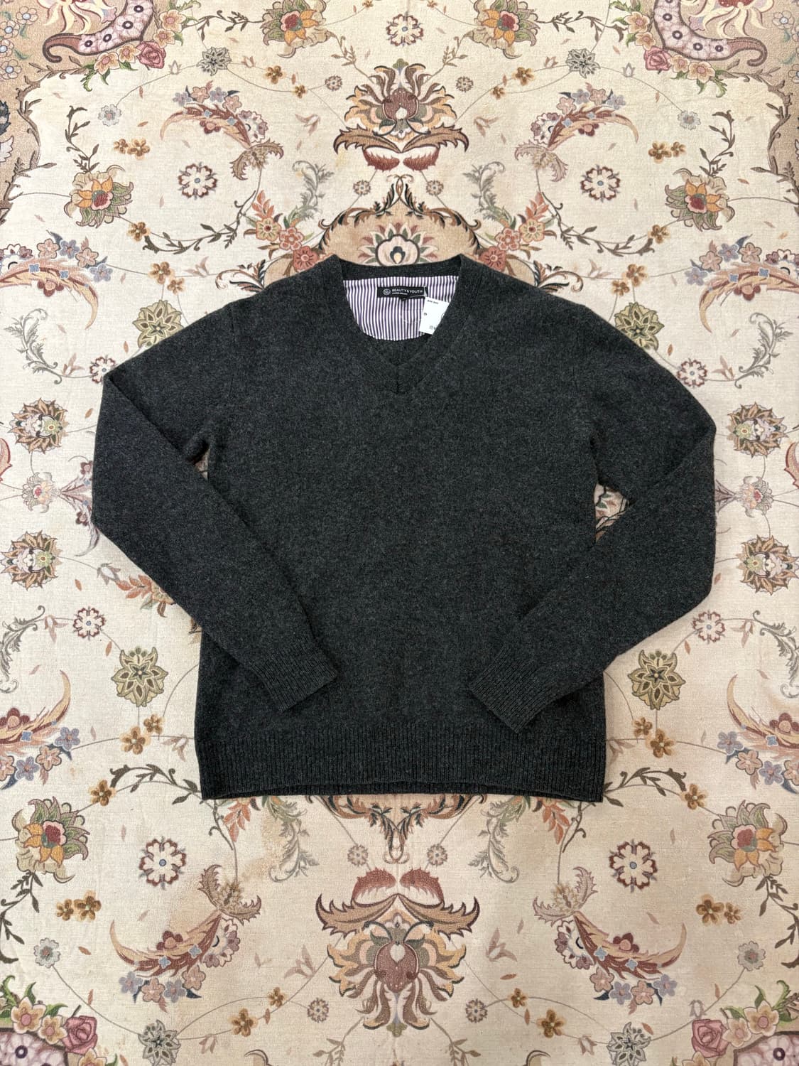 유나이티드 애로우즈 v넥니트 상품이미지1