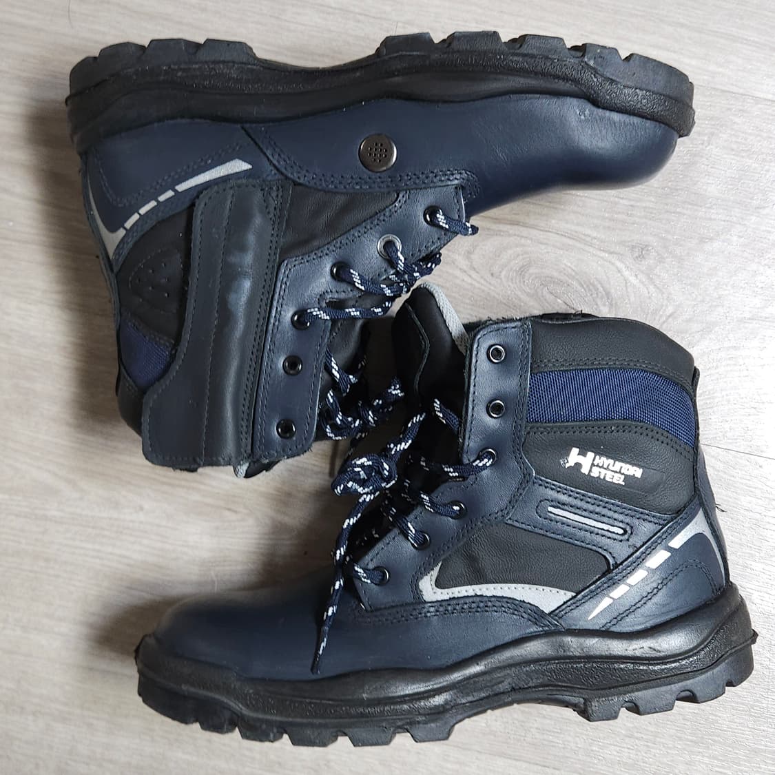 260 ) 미사용 현대제철 안전화 네이비 상품이미지2