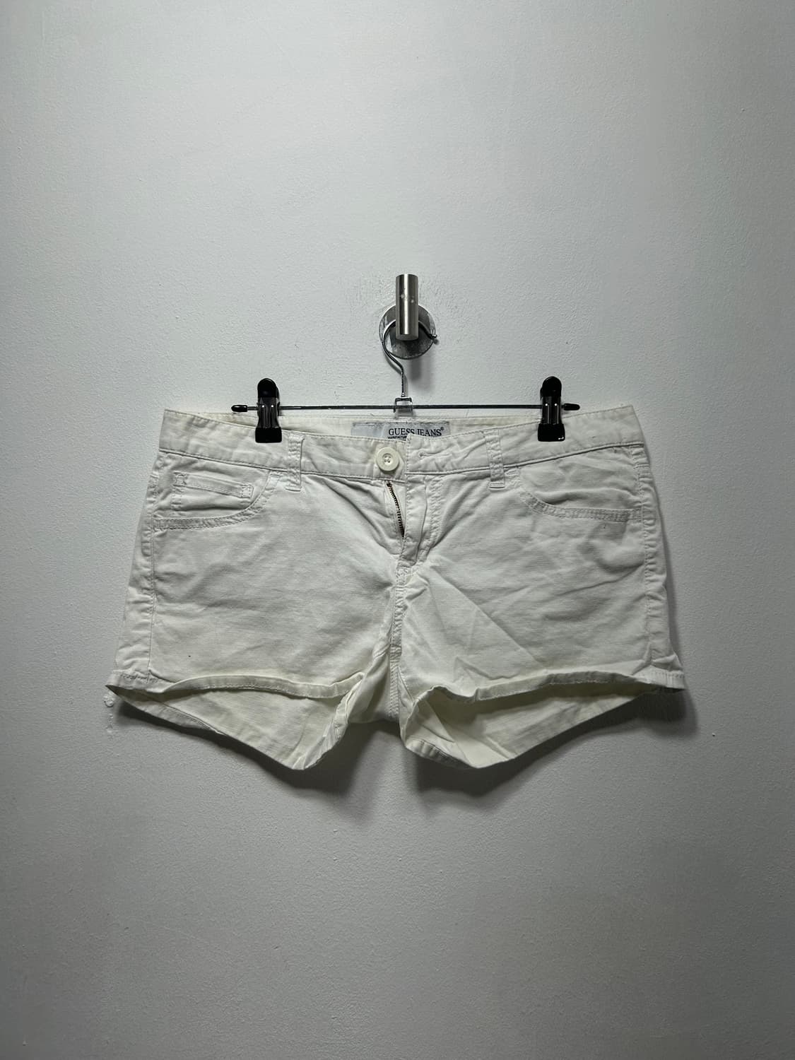 게스 여성 화이트 핫팬츠 30인치 실측  상품이미지1