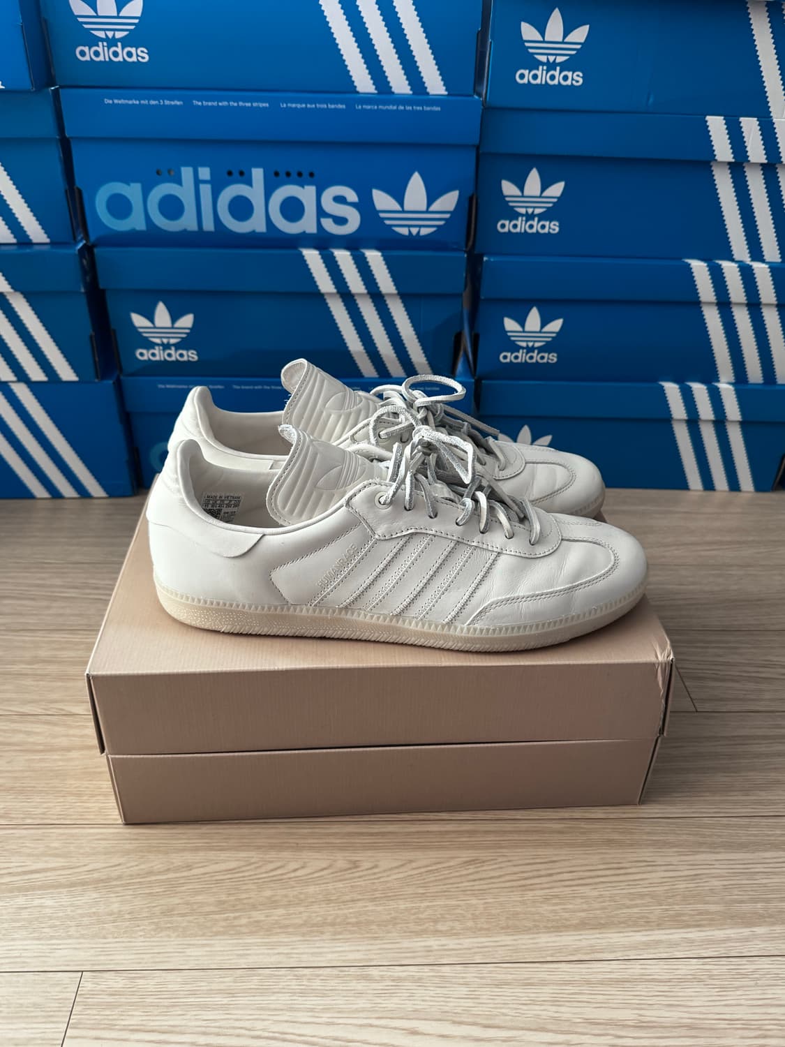 아디다스 x 퍼렐 윌리엄스 휴먼레이스 삼바 290 상품이미지2