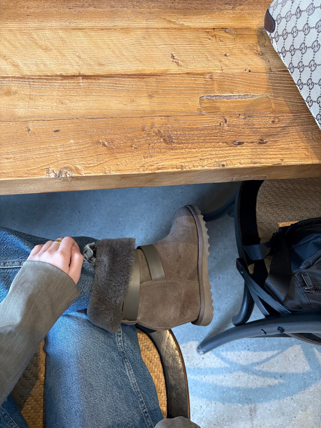 [36] Ash 아쉬 퍼 트리밍 투웨이 버클 부츠힐(착용샷O) 상품이미지6