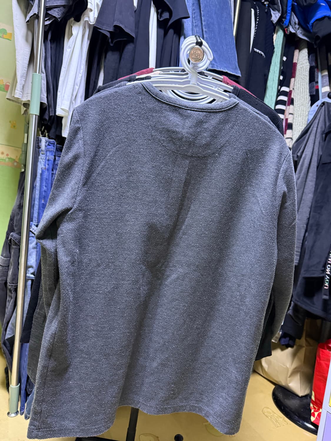 안녕하세요 ziosongzio 100사이즈 긴팔 티셔츠 판매합니다 급처! 상품이미지3