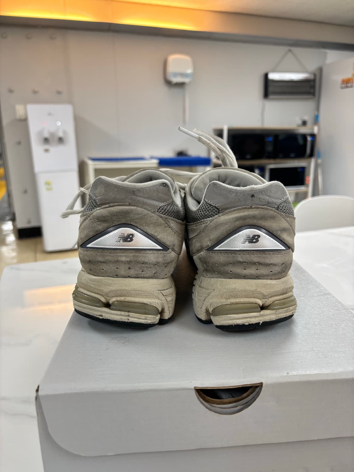 뉴발란스 2002r 그레이 270 상품이미지3