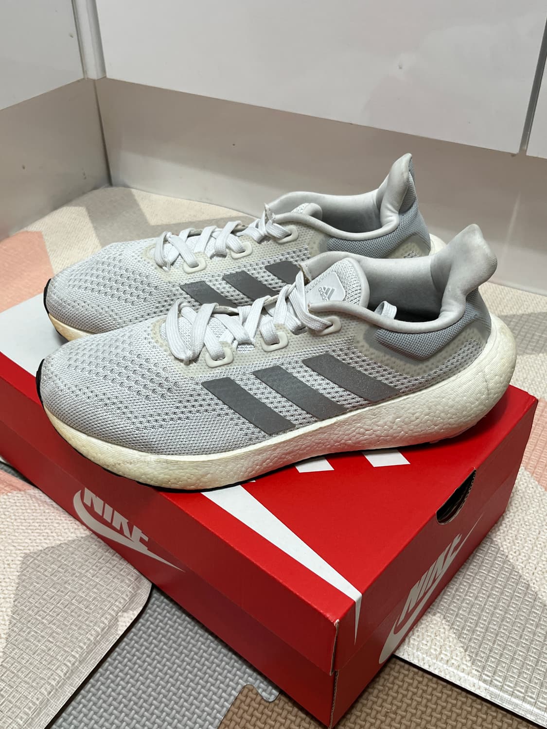 아디다스 퓨어부스트 런닝화 스니커즈 240 상품이미지2