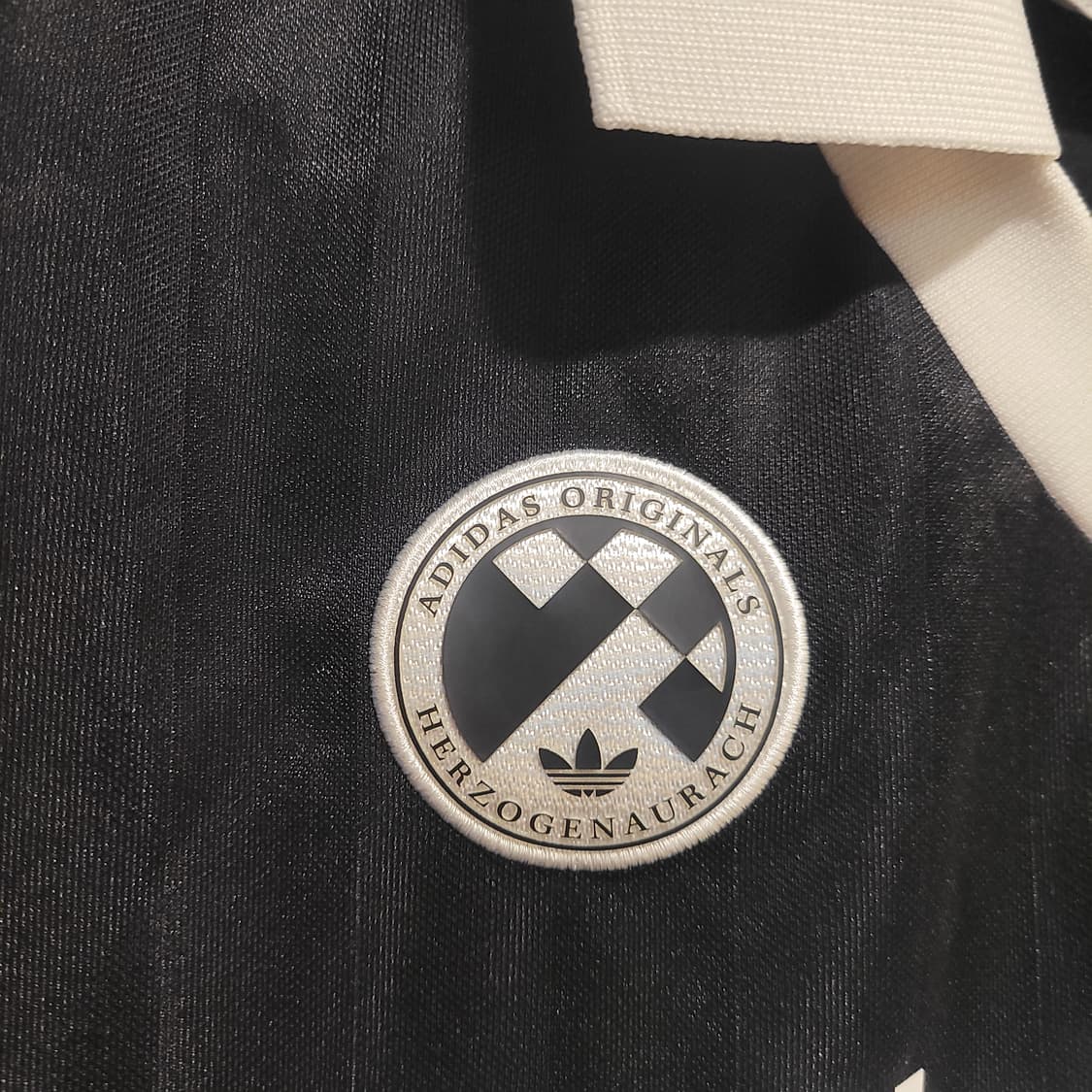 아디다스 W 풋볼 롱슬리브 M-L  상품이미지4