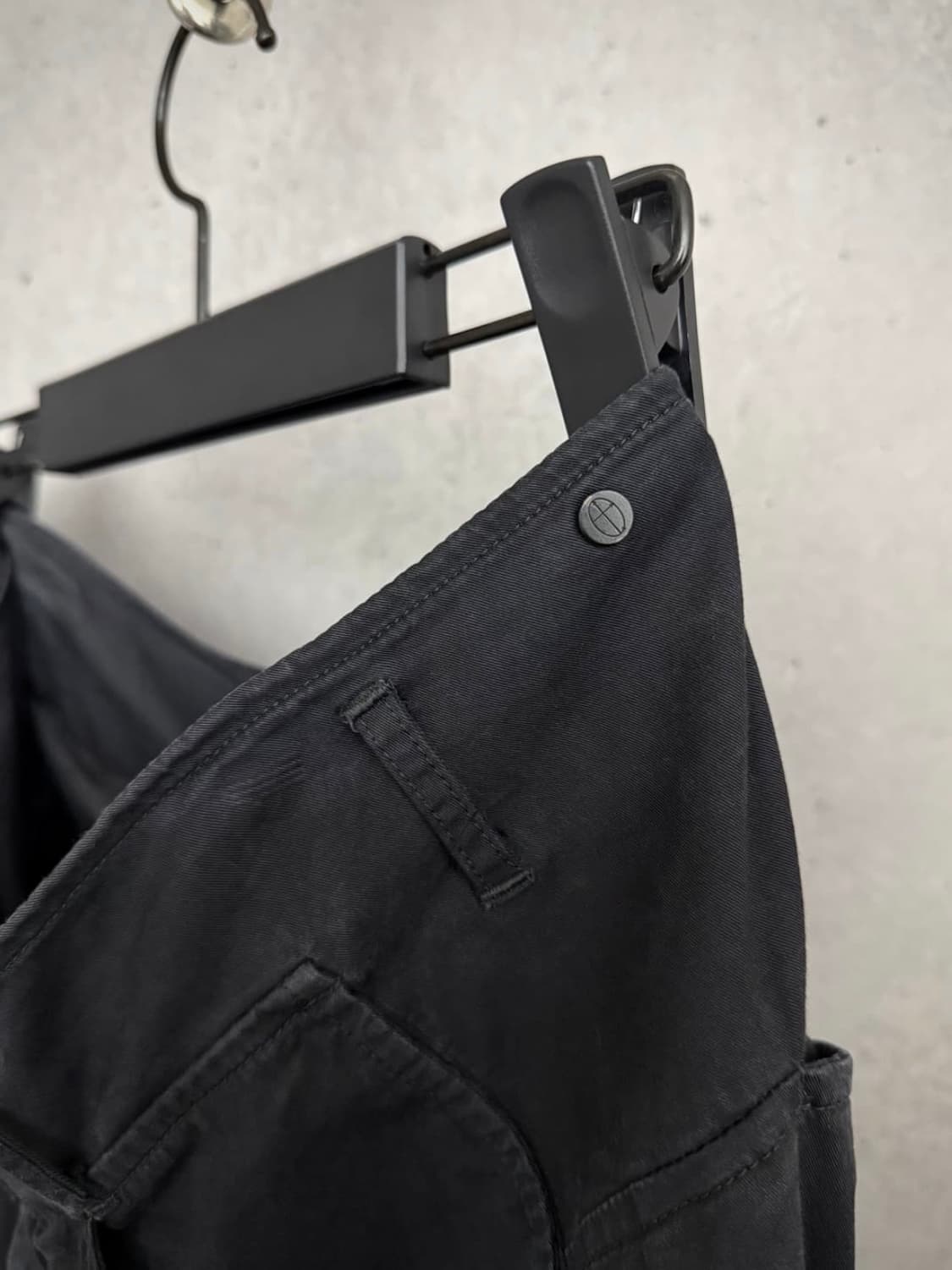 Incarnation stitched 3D pants 상품이미지3