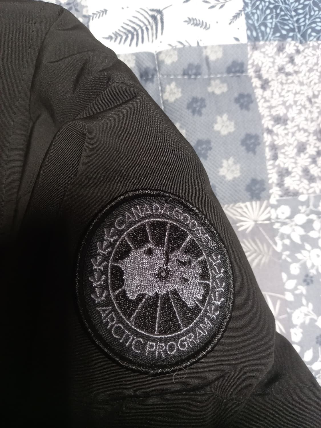 캐나다구스 블랙와펜 패딩       110 상품이미지2