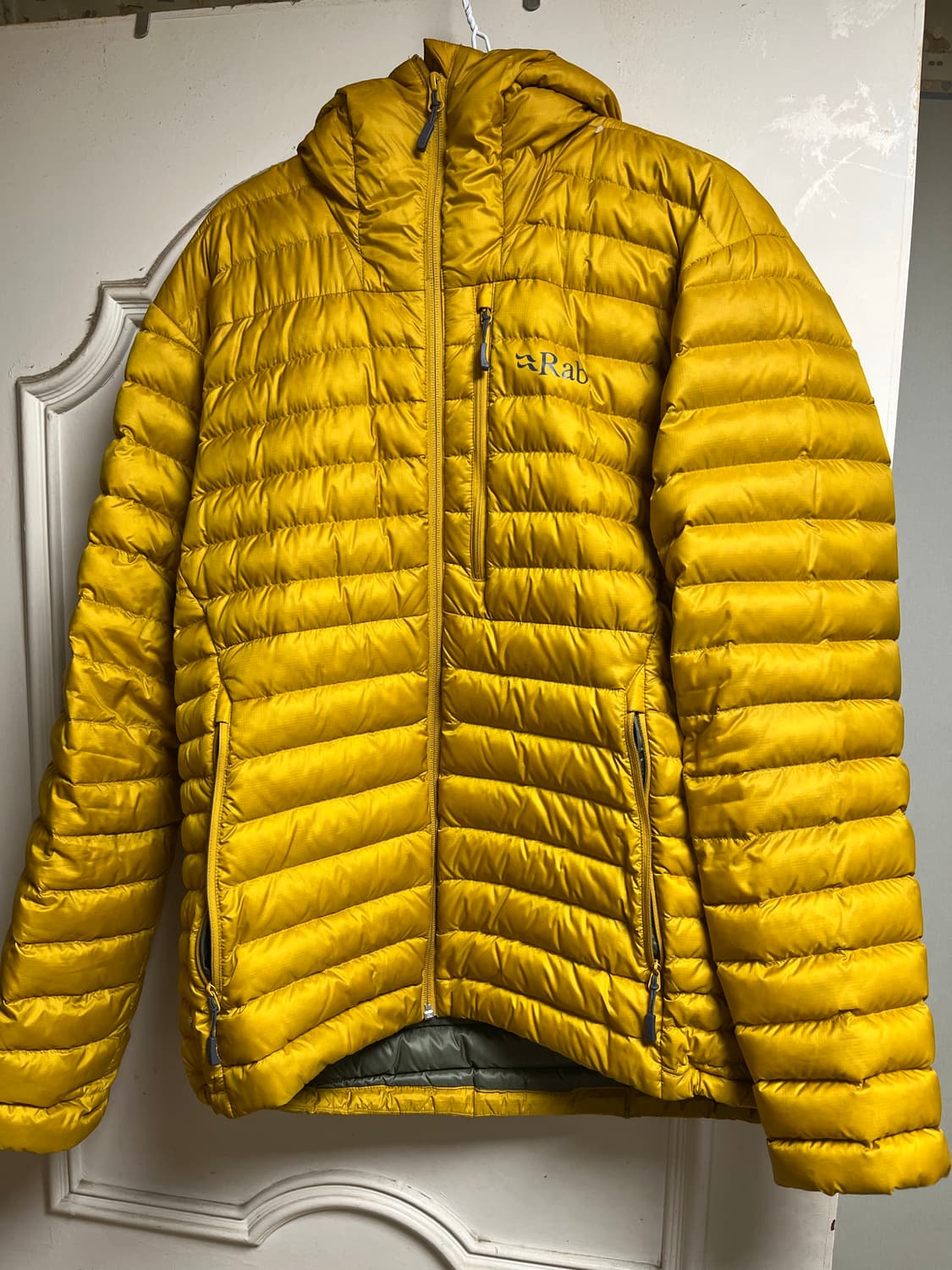 rab 마이크로라이트 알파인자켓 상품이미지1