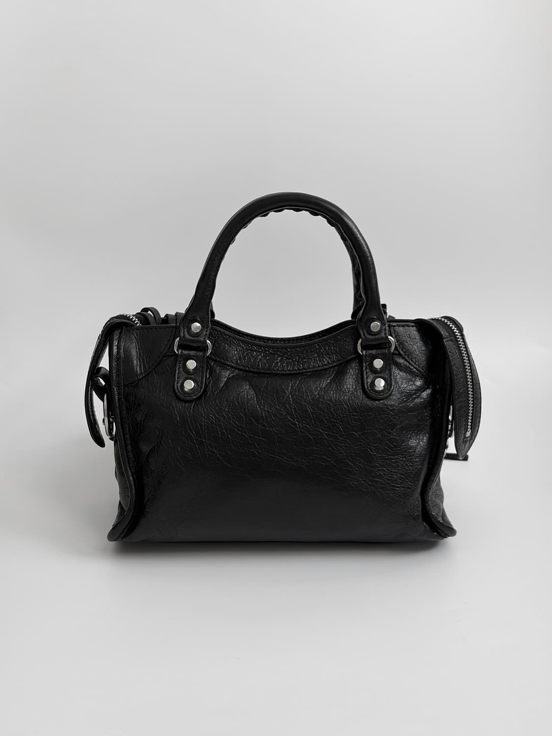 발렌시아가 시티백 로고 미니 판매합니다. 상품이미지4