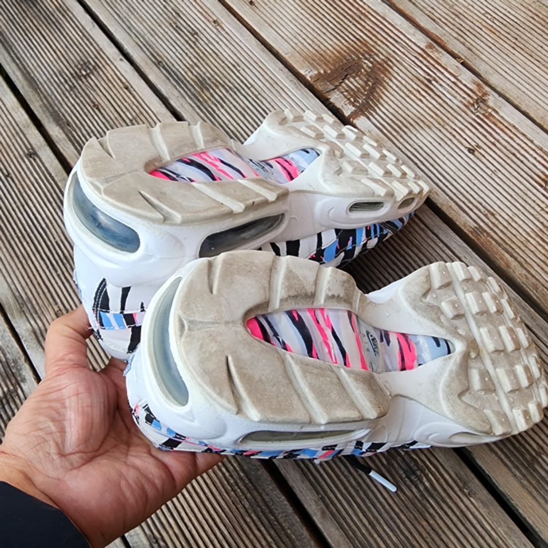 나이키 에어맥스 95 멀티컬러 CW2359-100(275) 상품이미지9