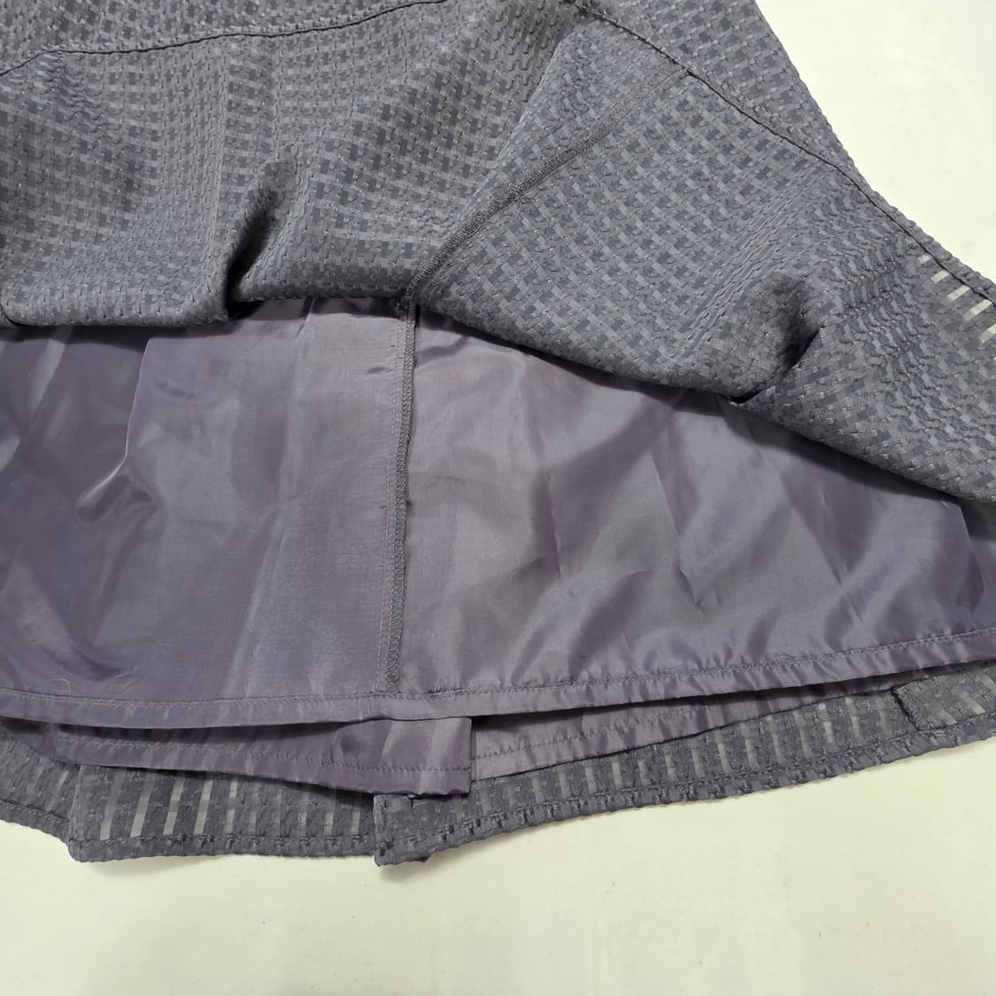 1139 칼라거펠드 KARL LAGERFELD 그레이 플레어 미디 스커트 상품이미지5