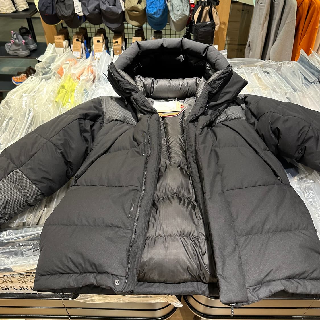 (M) 코오롱스포츠 빌레이 구스 다운 패딩 블랙 새제품 상품이미지2