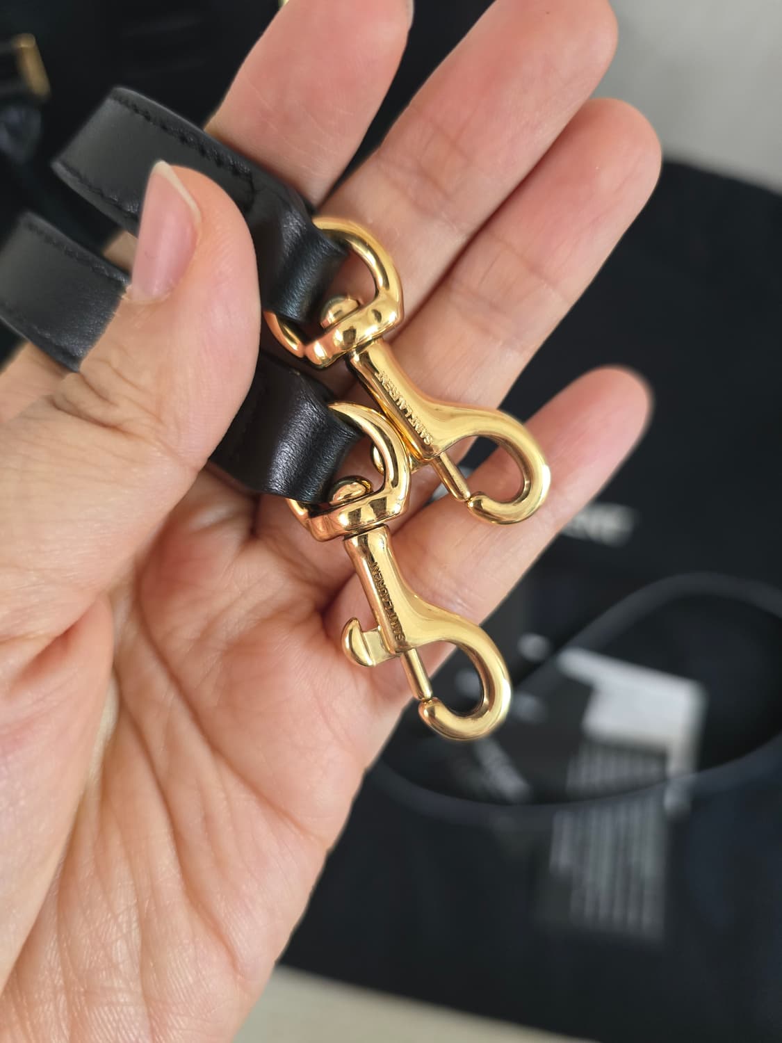 생로랑 카바스백 블랙 스몰사이즈  상품이미지10