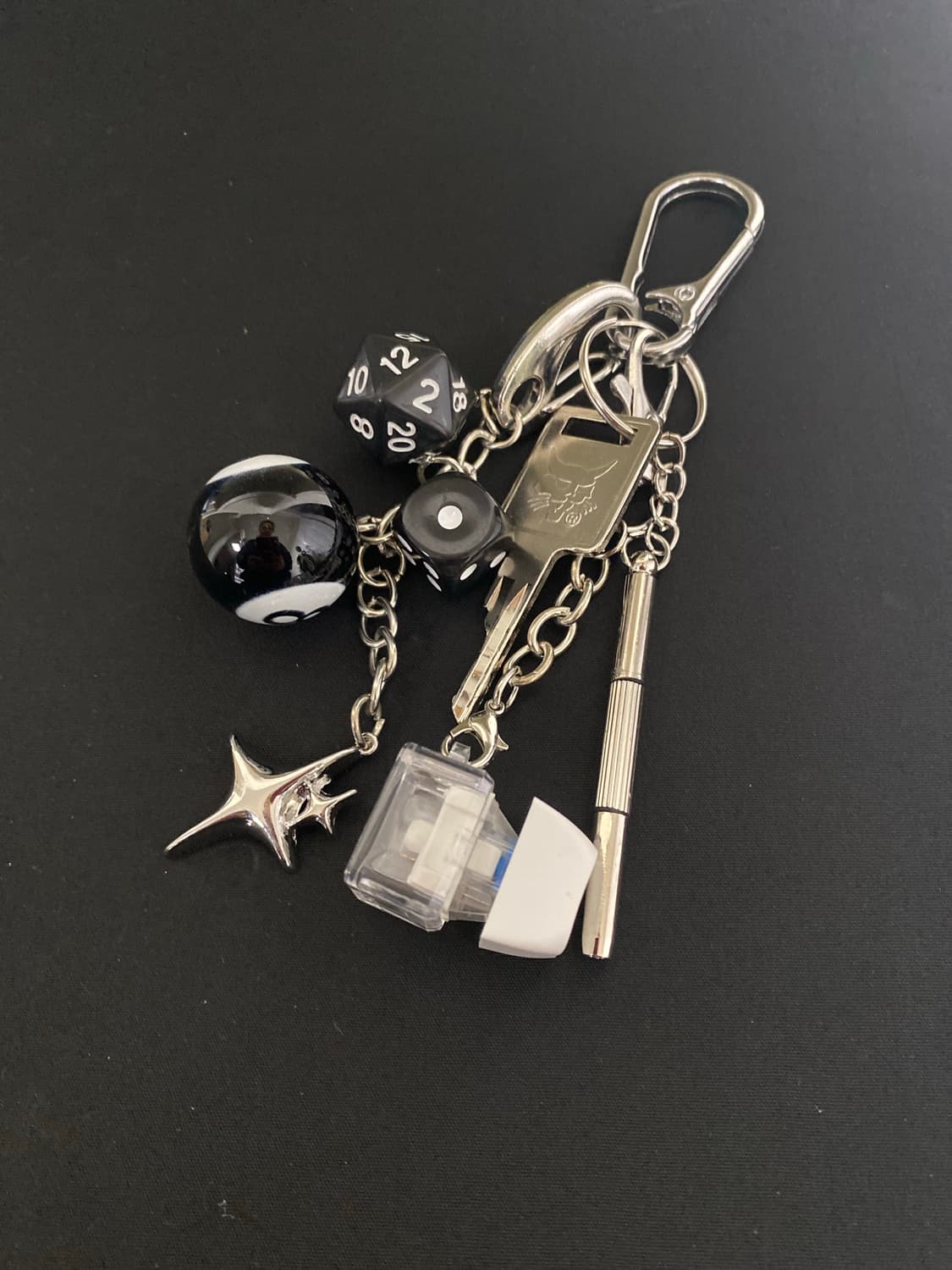 8볼 다이스 키링 상품이미지2