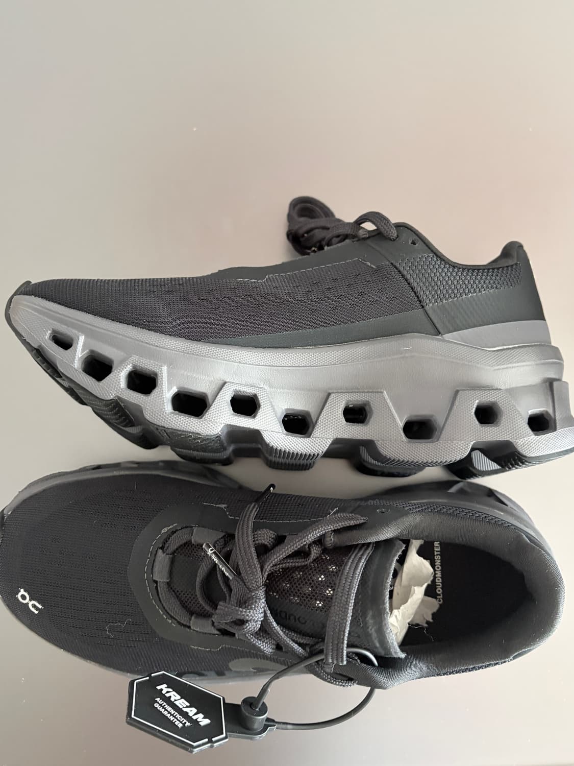 온러닝 크라우드 몬스터 마그넷 (w) 220 상품이미지2