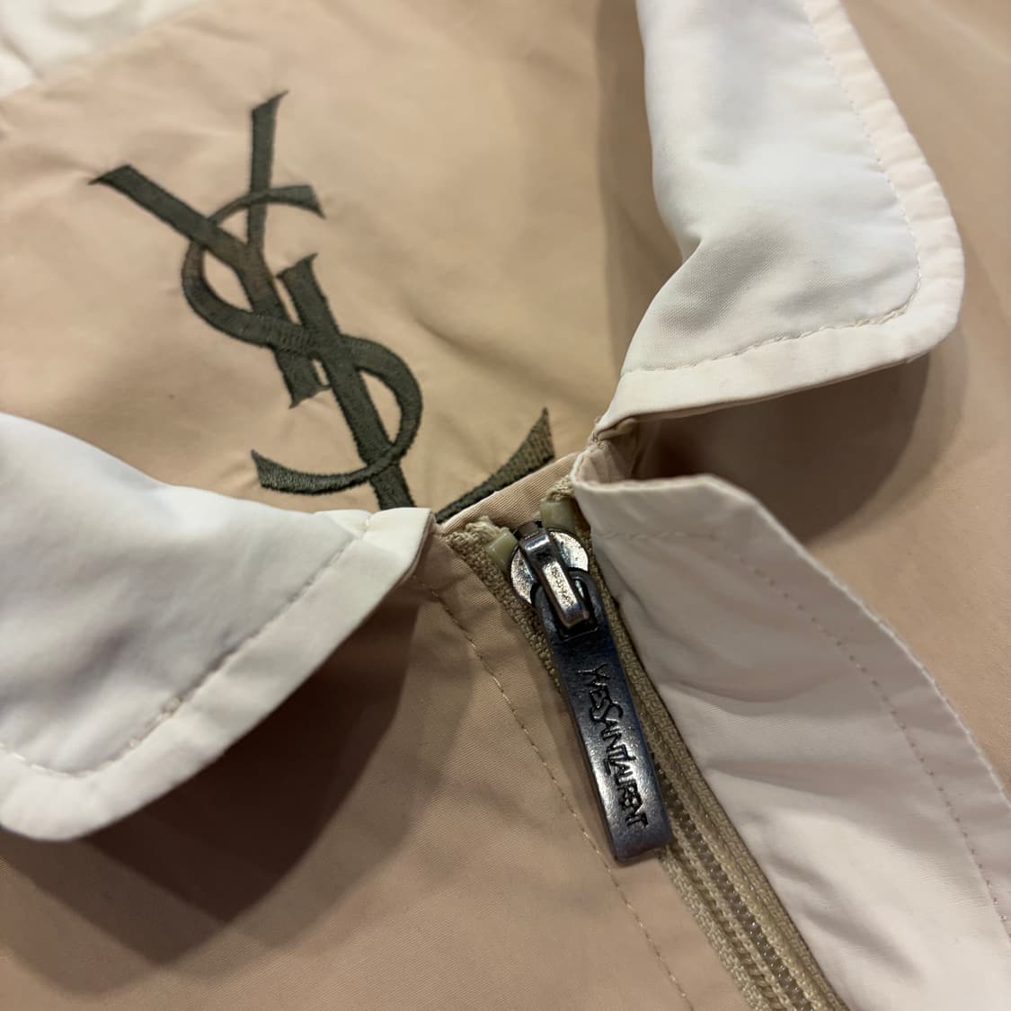 [105] 02s 입생로랑 뿌르 옴므 베이지 폴리 자켓 D346 상품이미지4