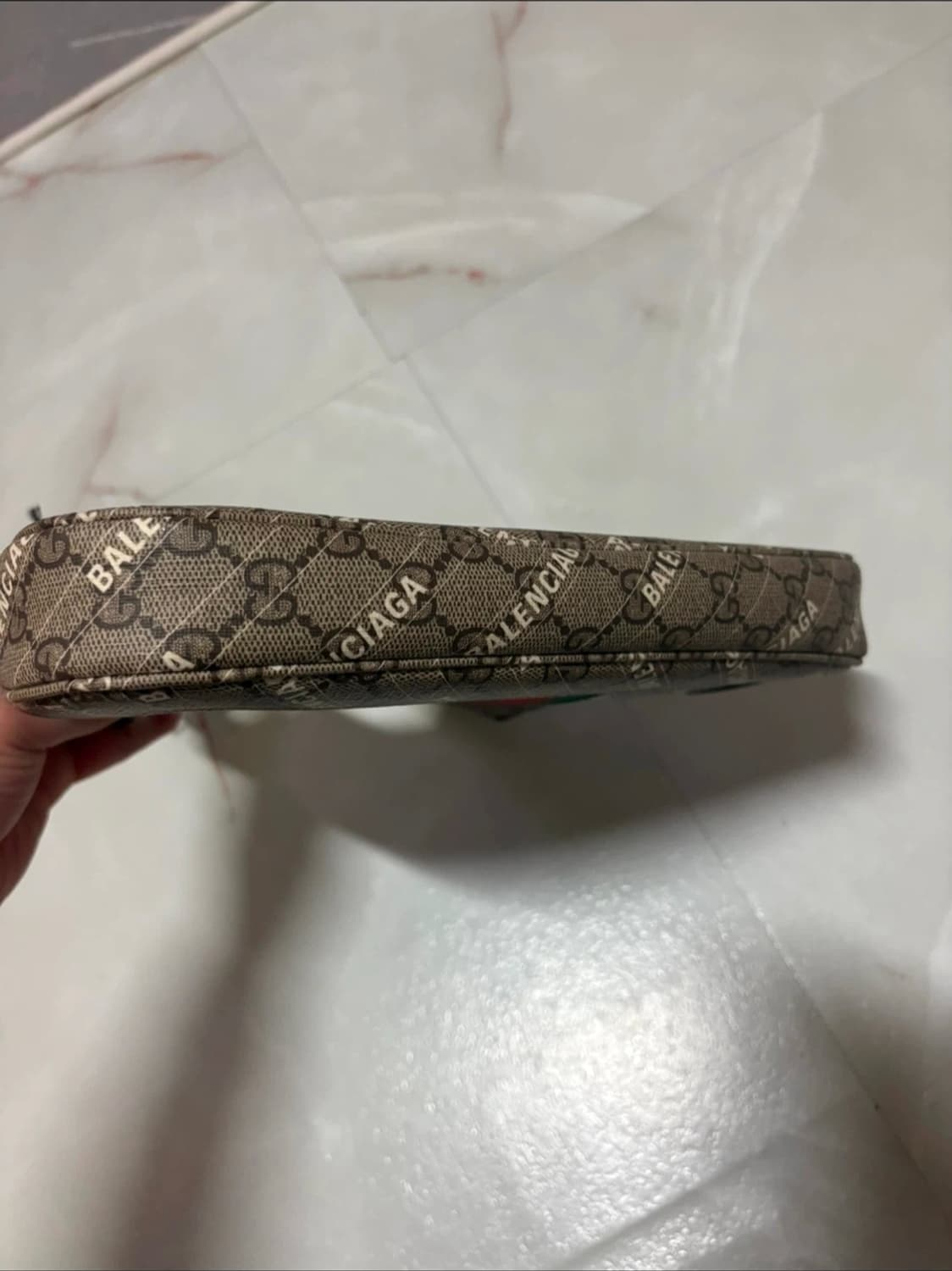 구찌 발렌시아가 해커 프로젝트 재키백 (한정판) 상품이미지7