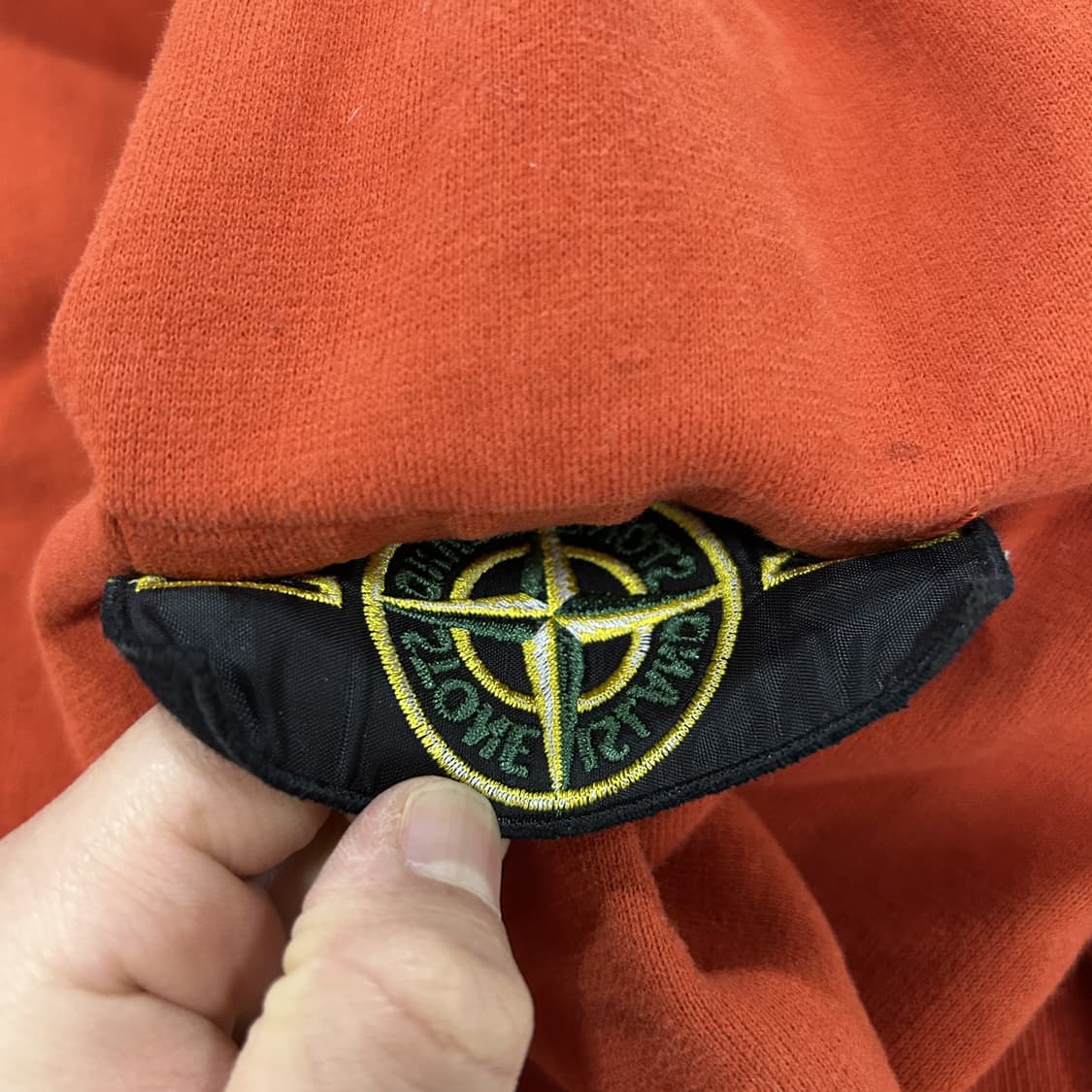 스톤아일랜드 오렌지 맨투맨 티셔츠 s 상품이미지4