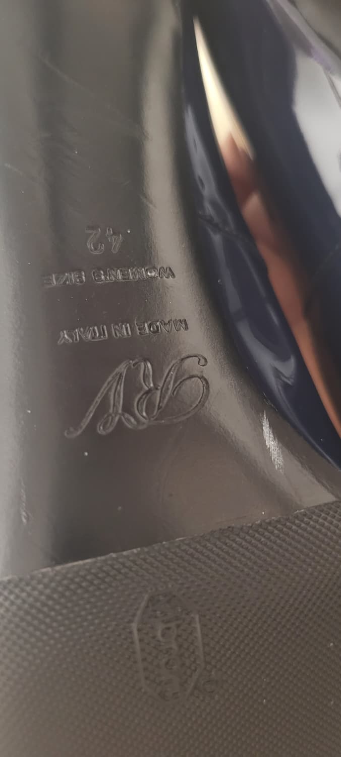 로저비비에 벨 비비에 트롬페트70, 42 사이즈 팝니다. 상품이미지7