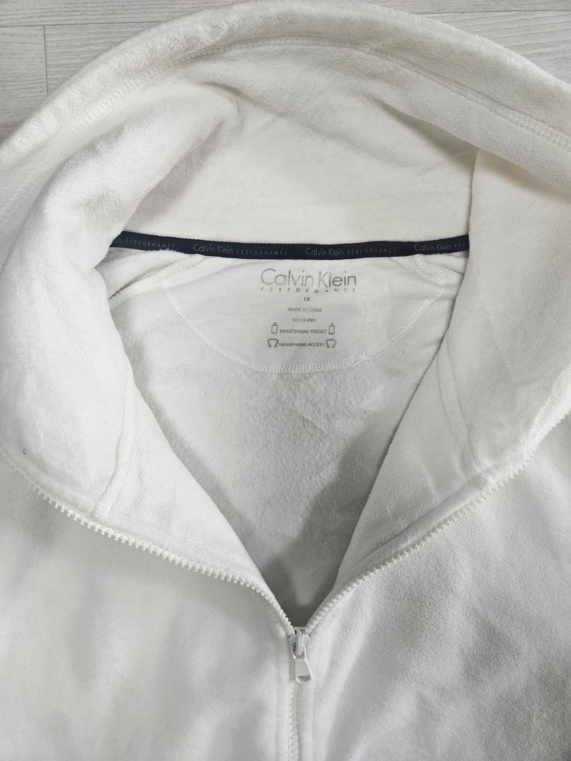 캘빈클라인 퍼포먼스 집업 화이트 상품이미지3