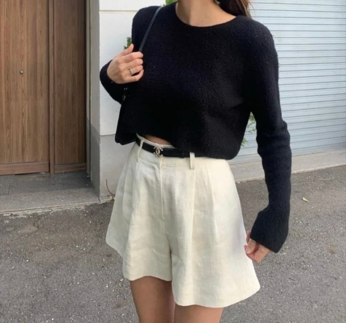 타낫 크롭 블랙 니트 상품이미지1