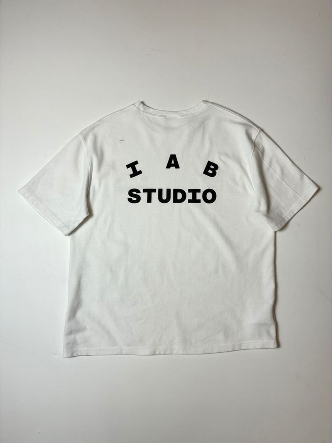 아이앱스튜디오 빅로고 오버핏 반팔 티셔츠 PN8630 상품이미지1