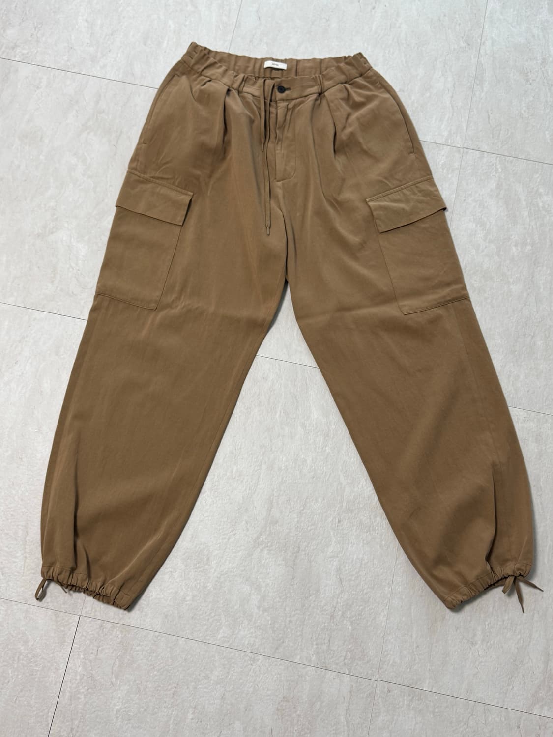 ATON SATIN PARATHUTE CARGO PANTS 상품이미지4