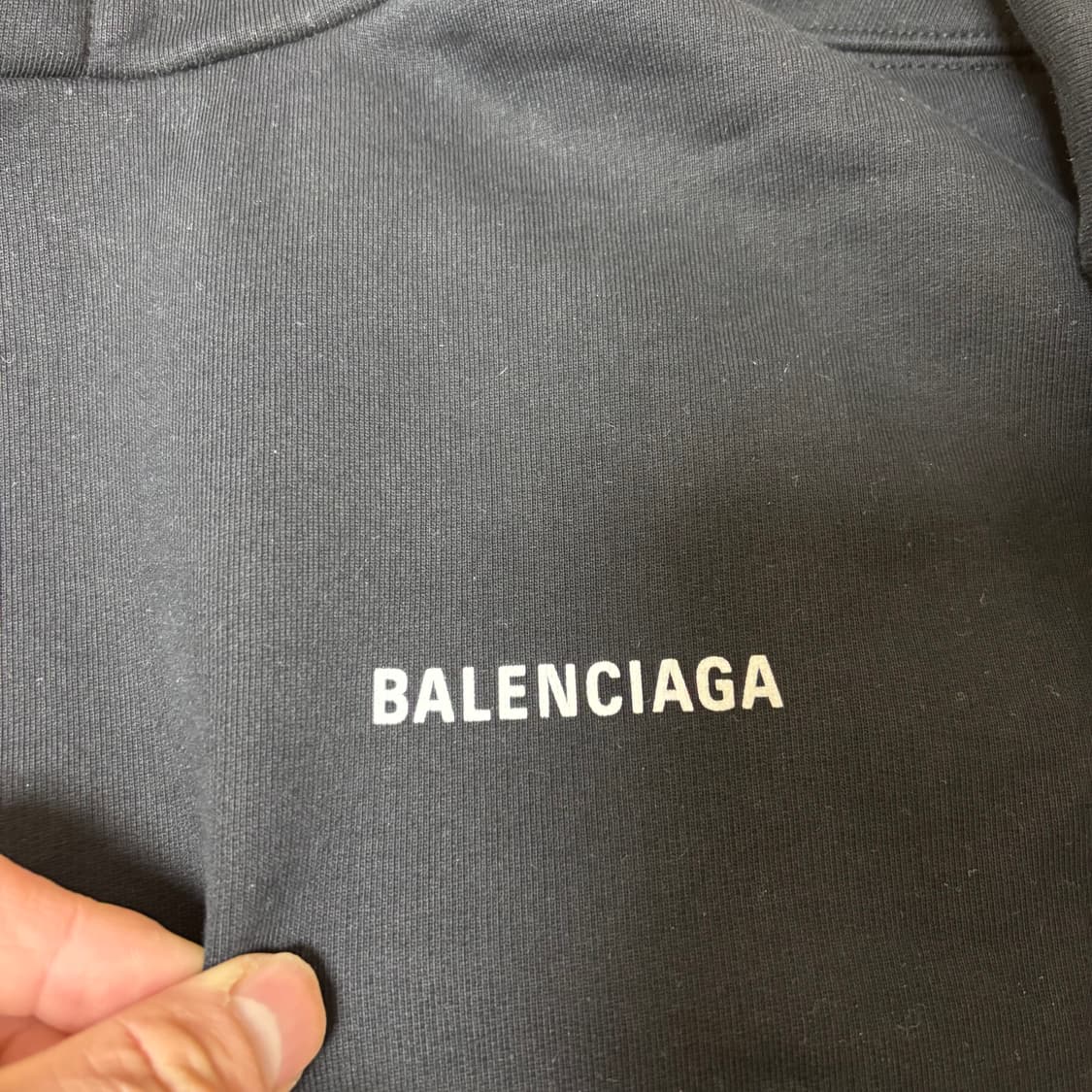 발렌시아가 후드 상품이미지3