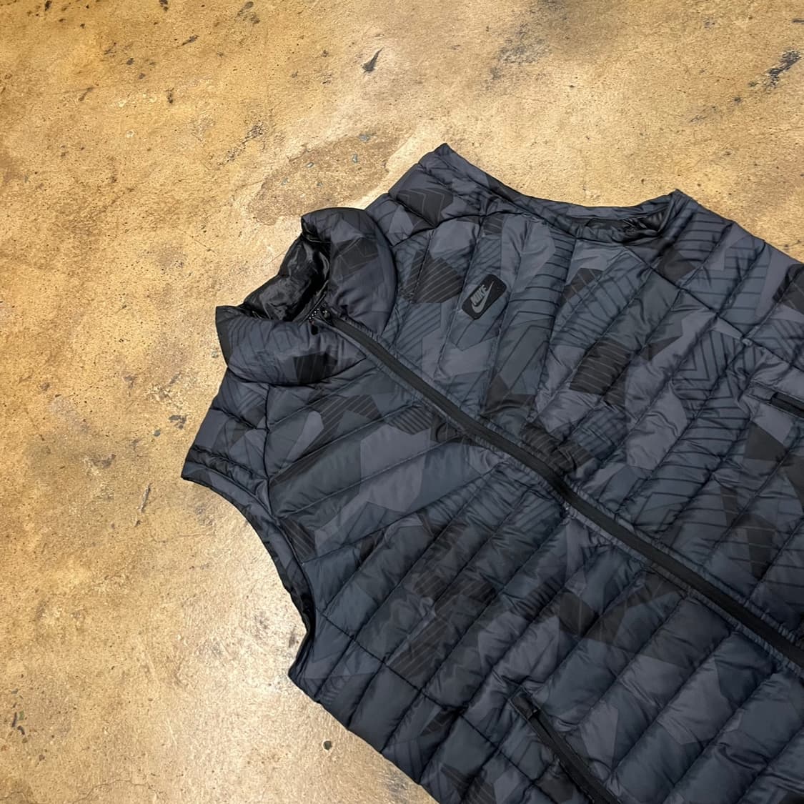 [정품/XL] 나이키 패딩 조끼 블랙 패턴 b17 상품이미지1