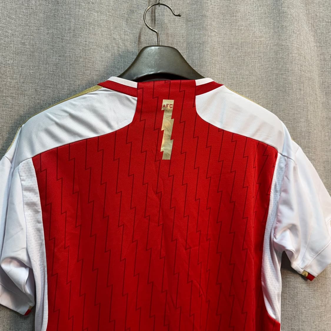 [M] 아디다스 아스날 23-24 홈 반팔 유니폼 정품 상품이미지6