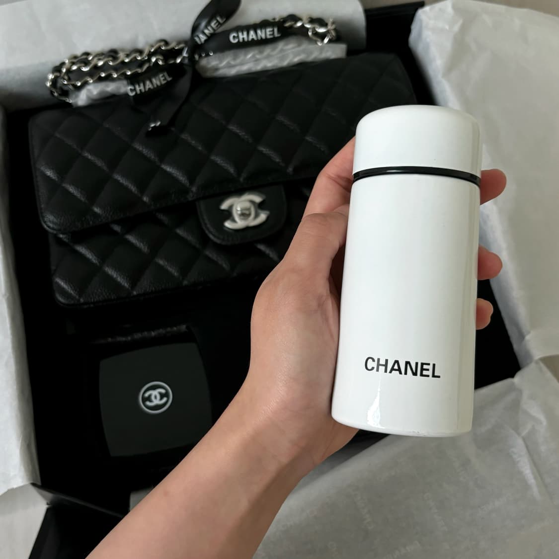 샤넬 클래식 미디움 상품이미지3