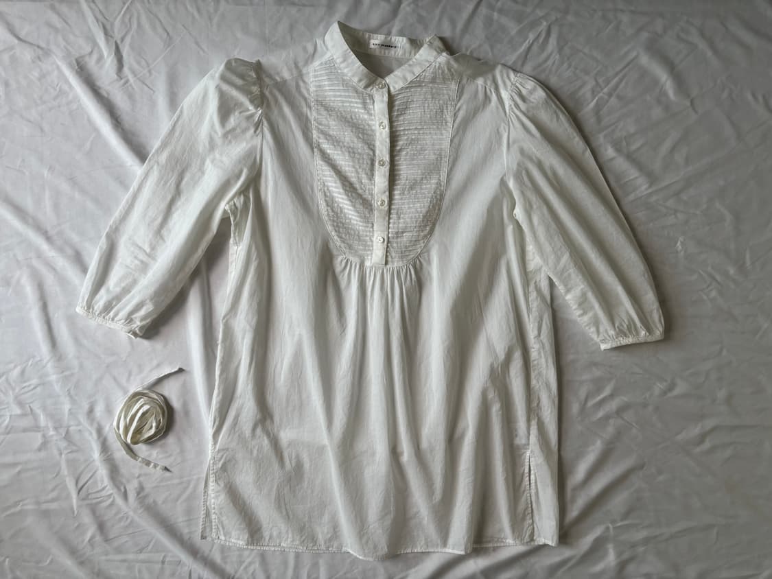 white blouse, pintuck detail 상품이미지2